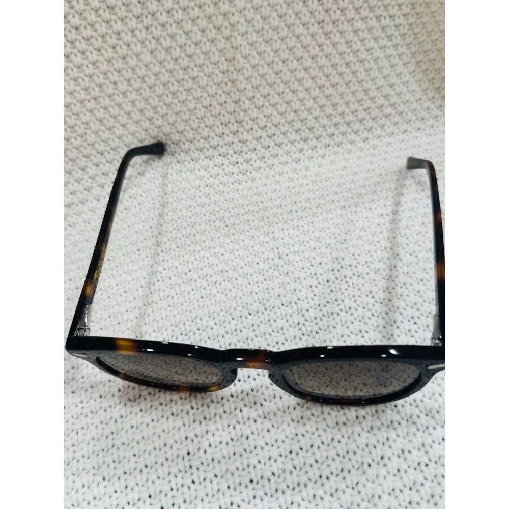 Madewell Tortoise Brown Round Sunglasses Gradient Lenses Keyhole Bridge